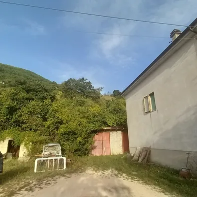Image 12